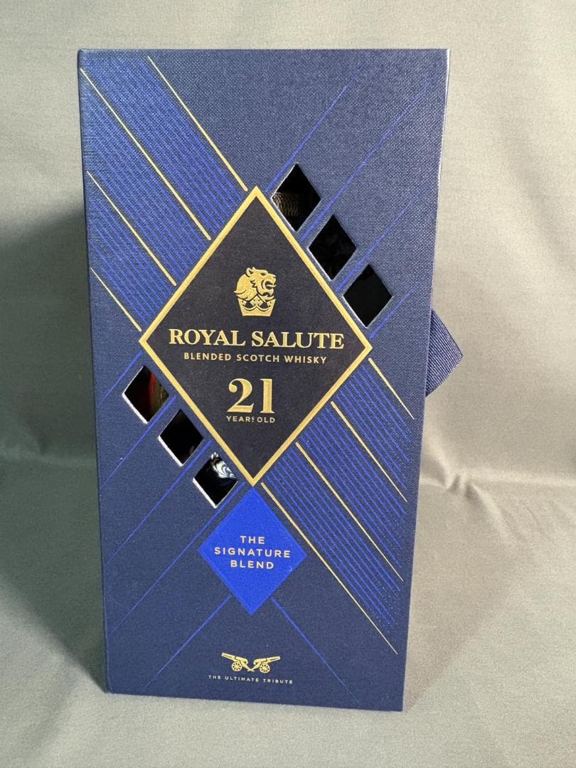 ローヤルサルート21年ブレンデッドスコッチウイスキー 700ml 40度 箱付