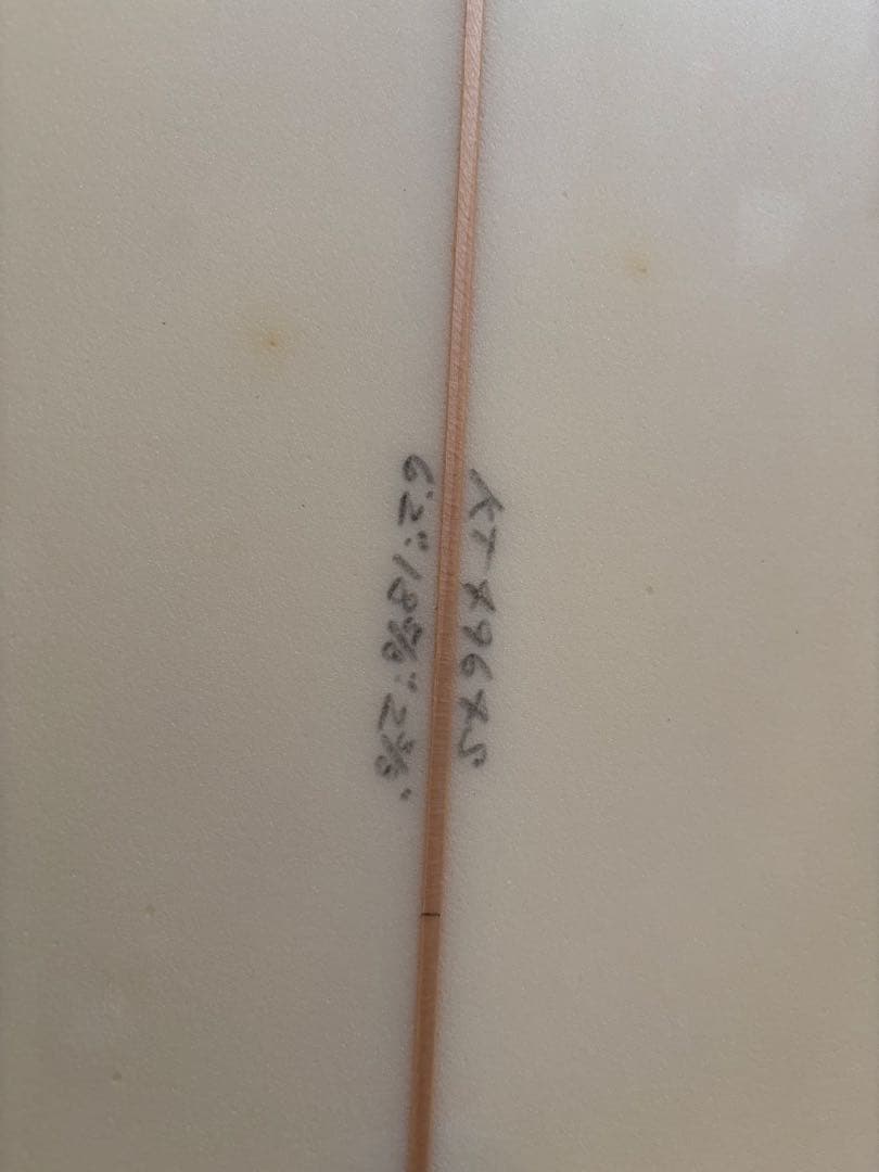 ショートボード　ケリートコロ　全長186センチ　ケース、フィン、コードセット