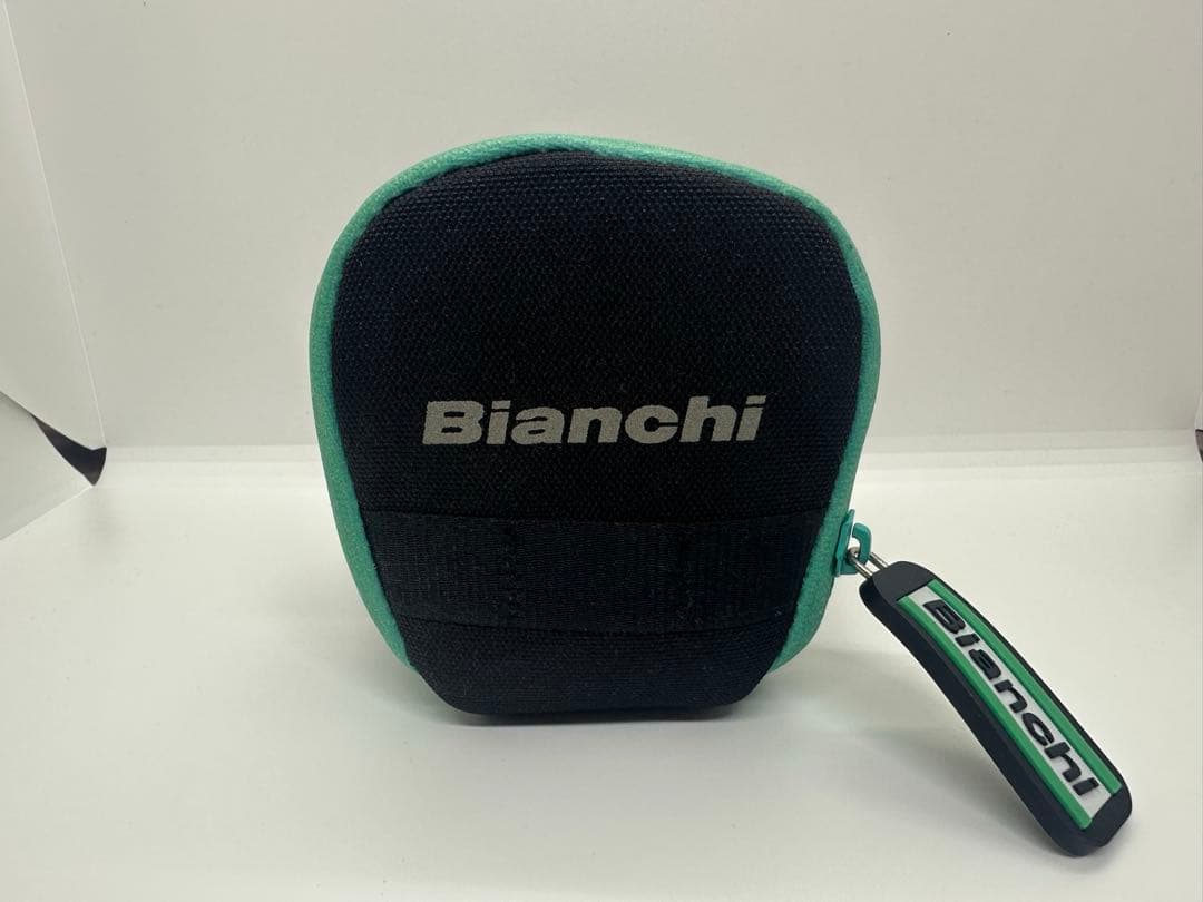Bianchi カーボンボトルケージ2個・サドルバック・ボルトセット チェレステ