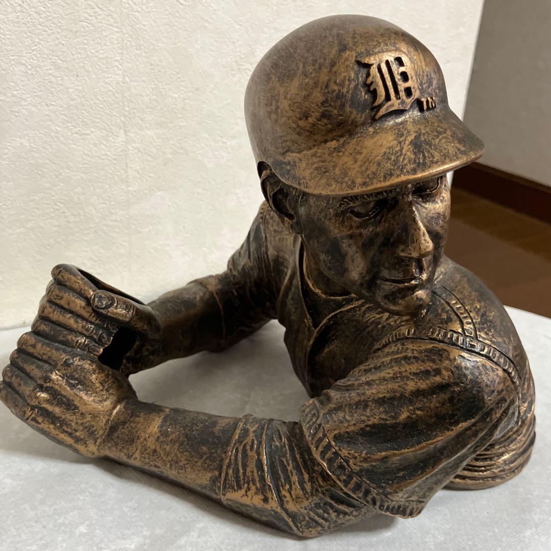 Detroit tigers ブロンズ像　置物