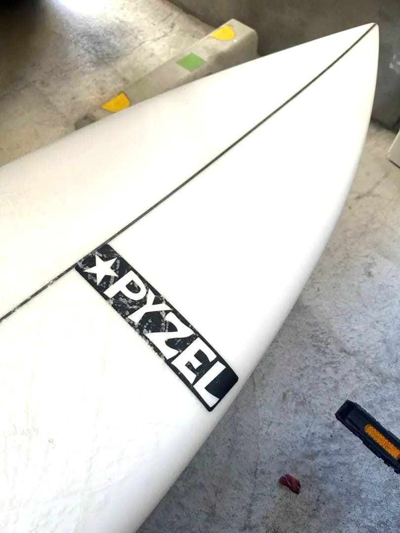 PYZEL RED TIGER XL 5'11 ショートボード　美品　手渡しのみ