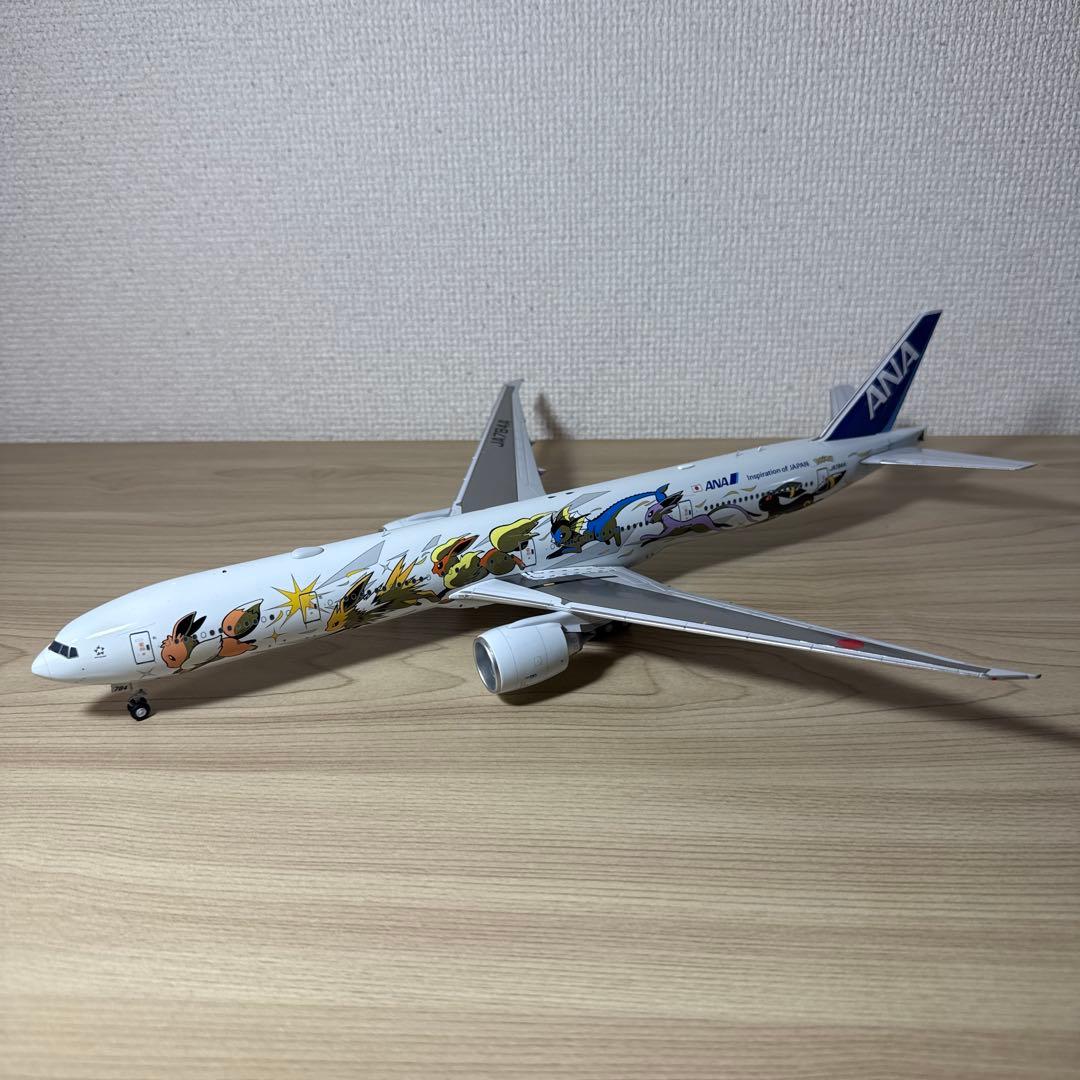 1/200 777-300ER イーブイジェット