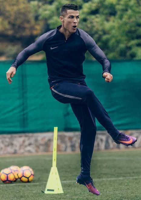 NIKE ナイキ サッカー フットサル エアロスイフト  トレーニングウェア