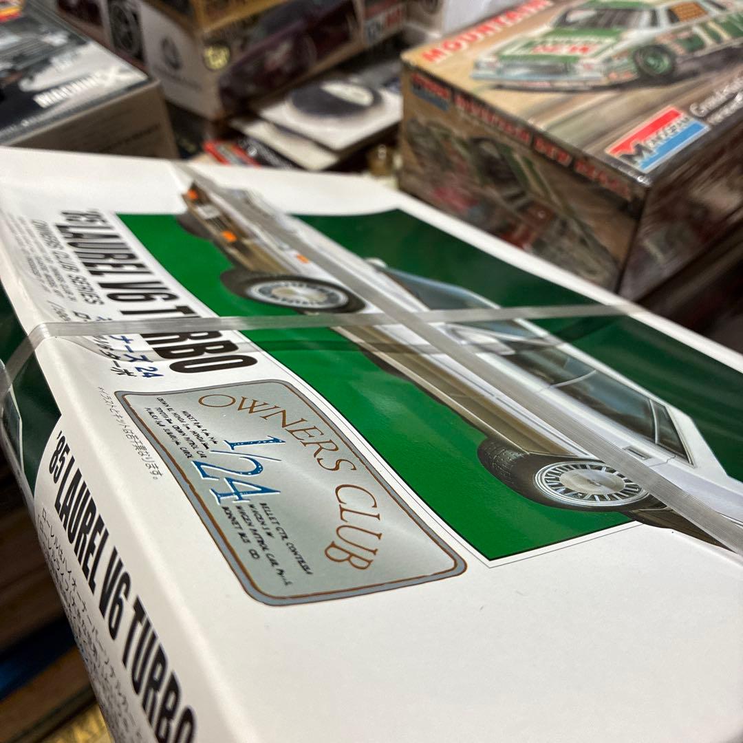 '有井85 LAUREL V6 TURBO 1/24 プラモデル絶版