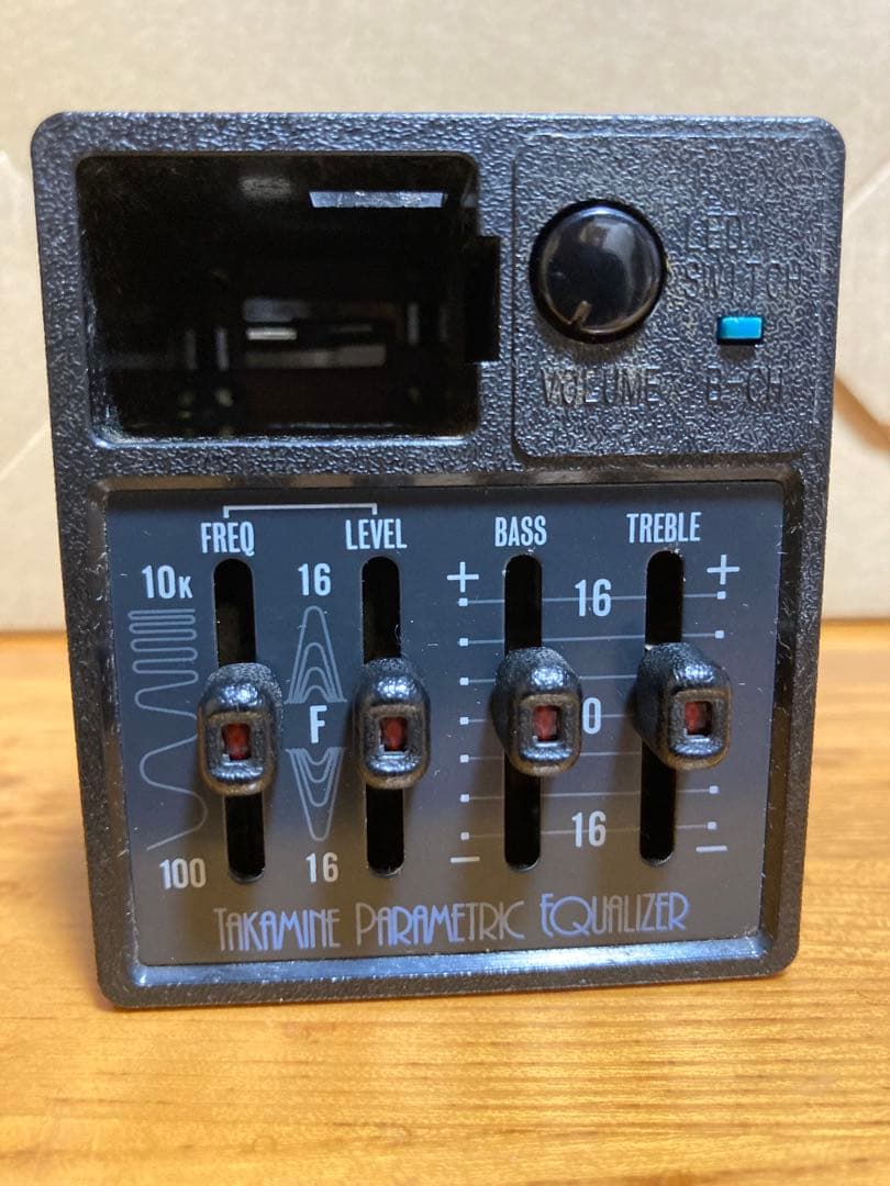 完全動作品 TAKAMINE 赤プリ NPT 初期型 プリアンプ タカミネ 廃盤