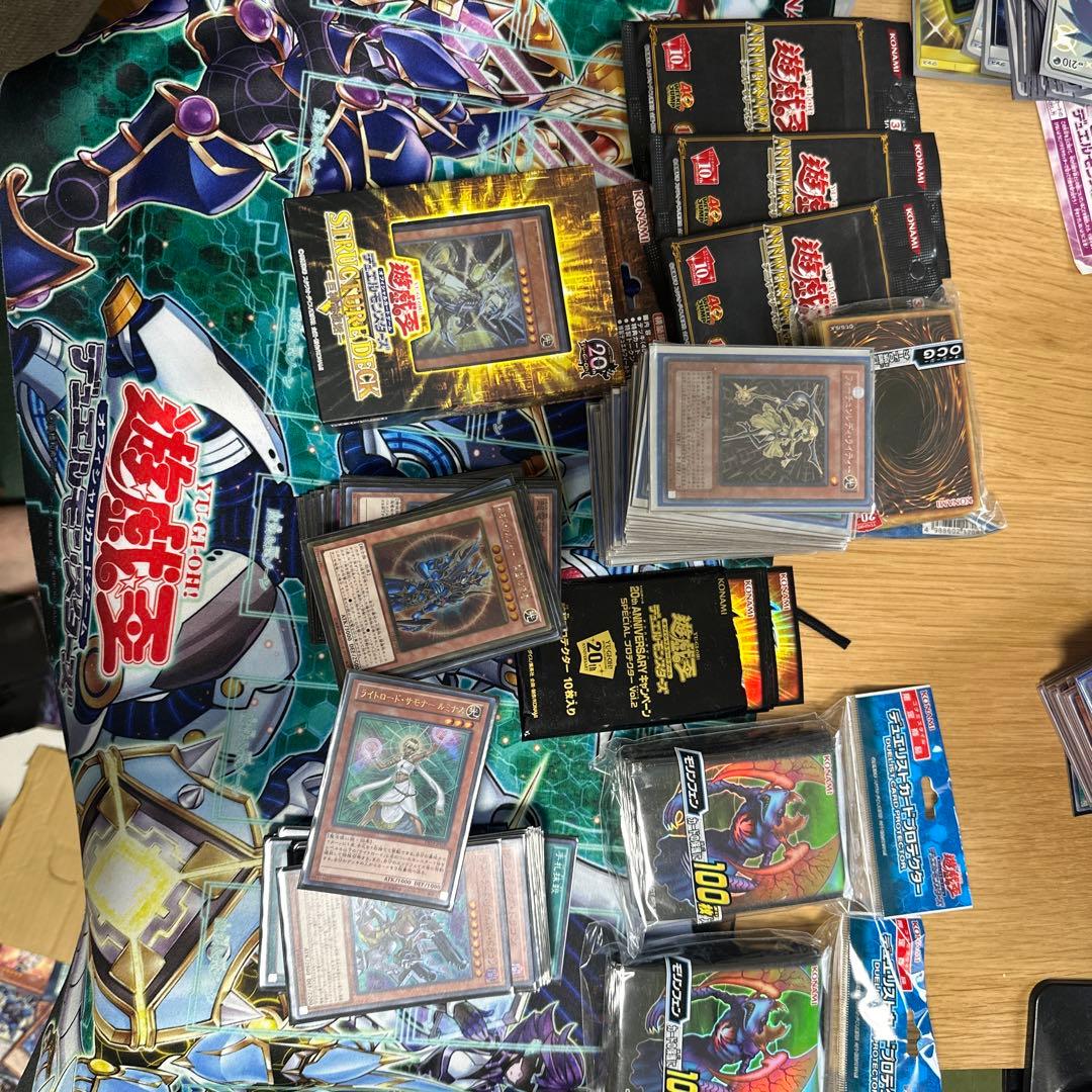 遊戯王　まとめ売り　レリーフ、ホロ、シク美品多数