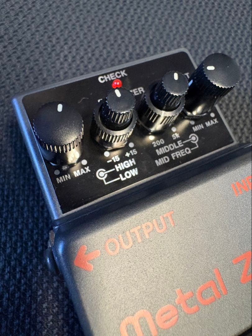 BOSS ボス MT-2 l Zone 美品