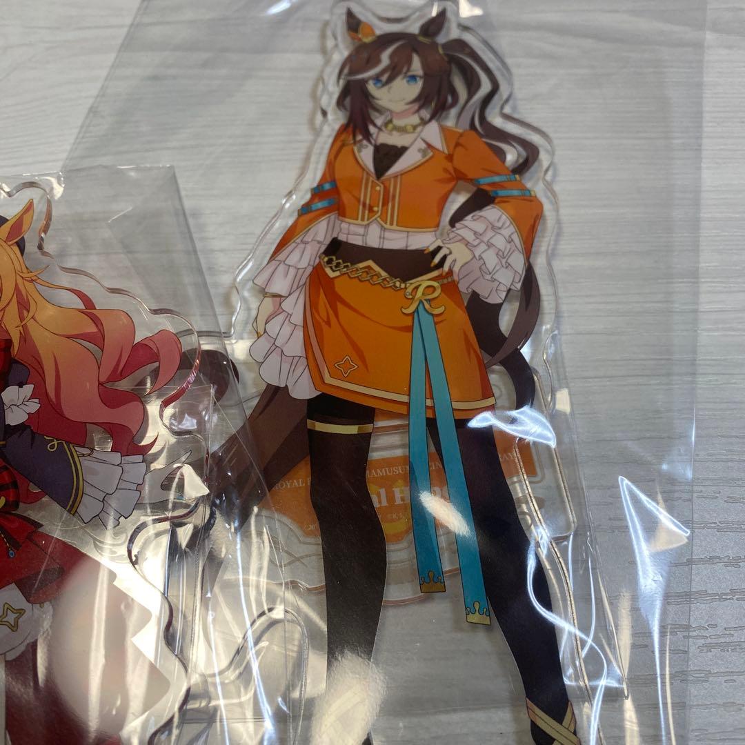 ロイヤルファミリー ウマ娘 アクリルスタンド ３点セット