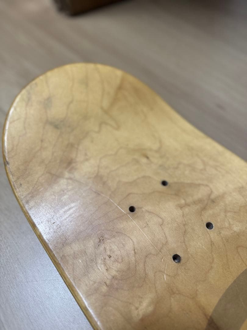 美品 neru design works スケボーデッキ(単体)