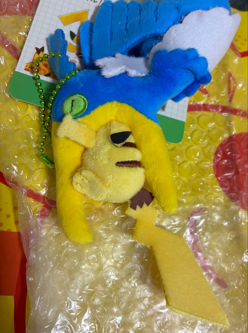 ポケモン「…じゃない」ポケモンたち ウッウのうのミサイル　ウッウ ピカチュウ