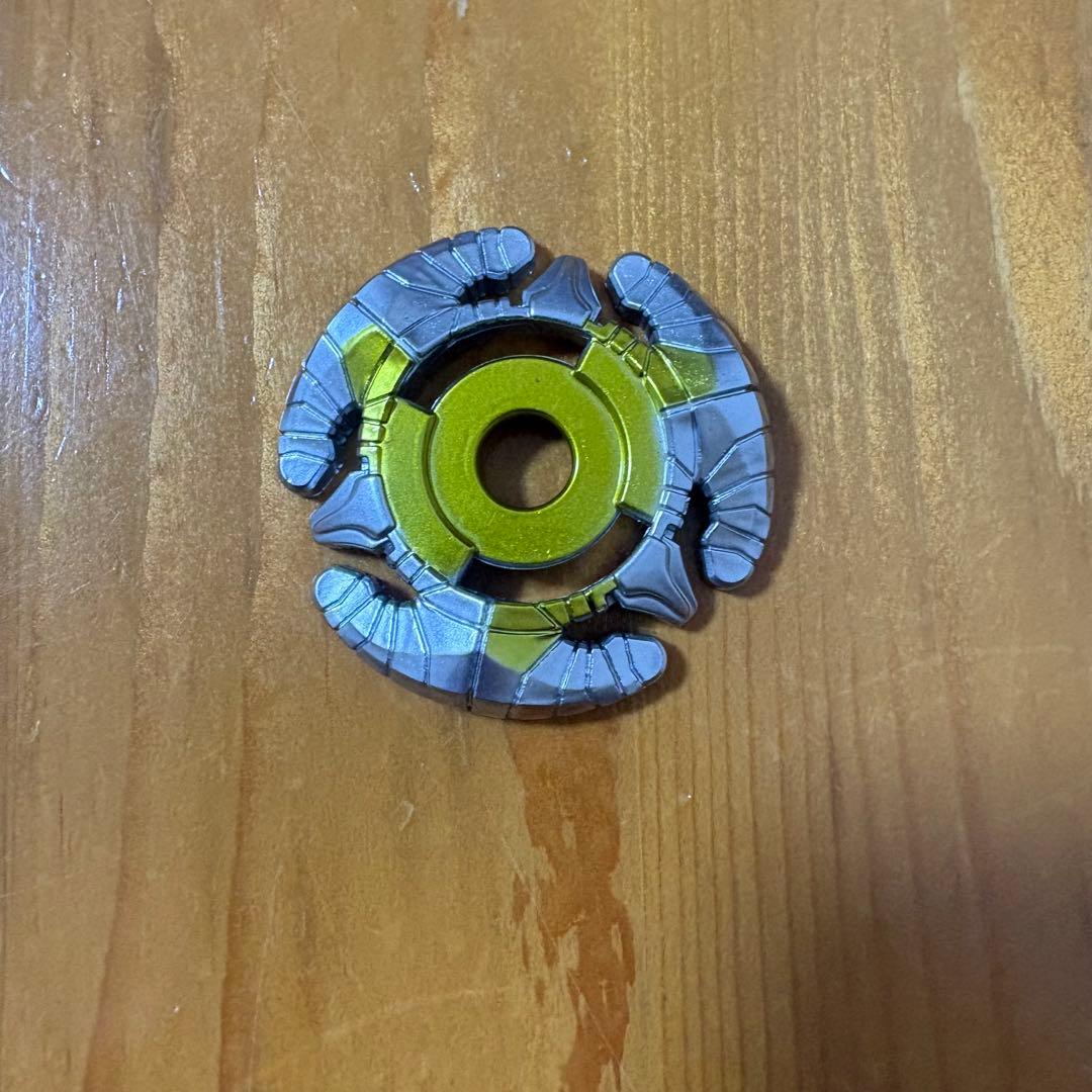 メタルファイトベイブレード　アリエス　ゴールド　WBBAショップ限定