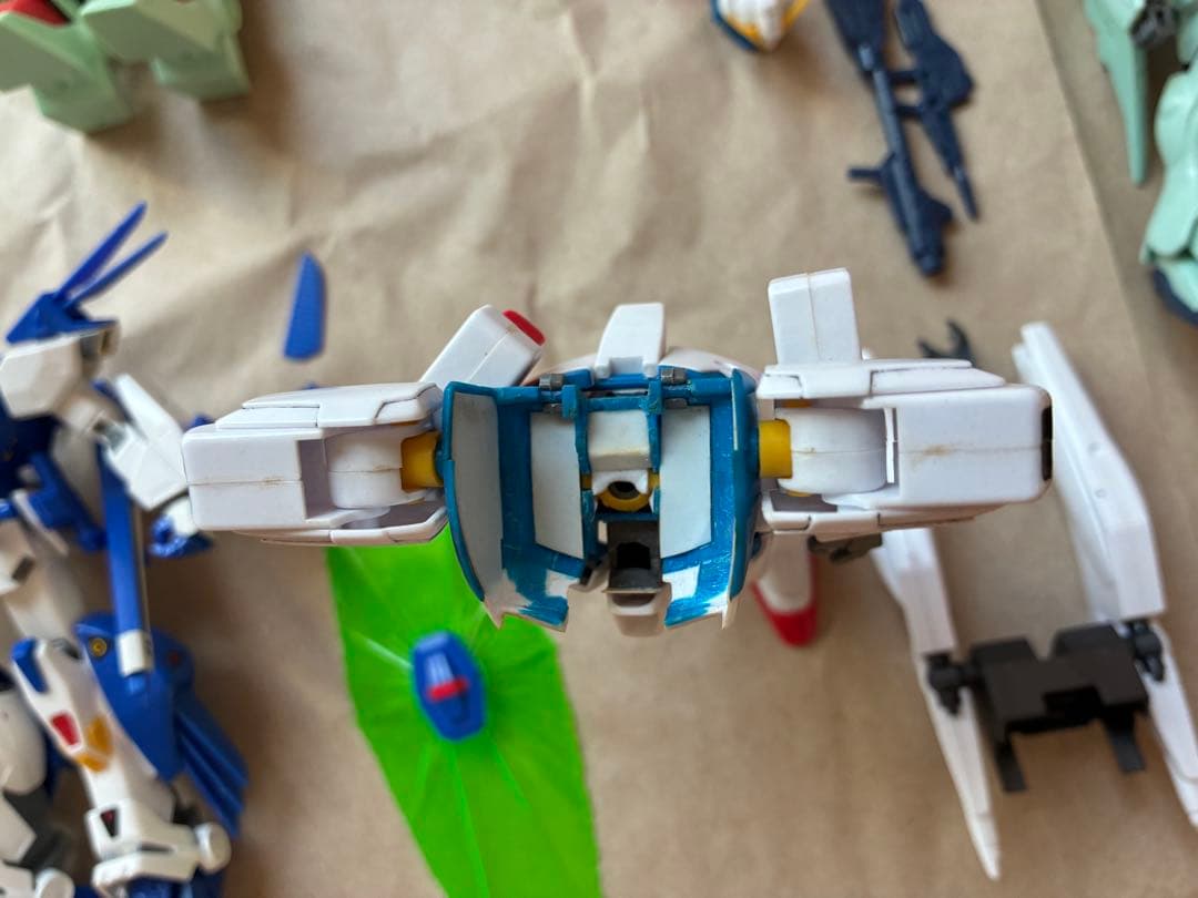 【ジャンク品】ガンダム プラモデル 8体セット（バラ売り不可）