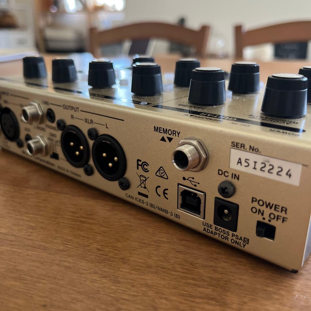 ギター BOSS VE-8 ACOUSTIC SINGER