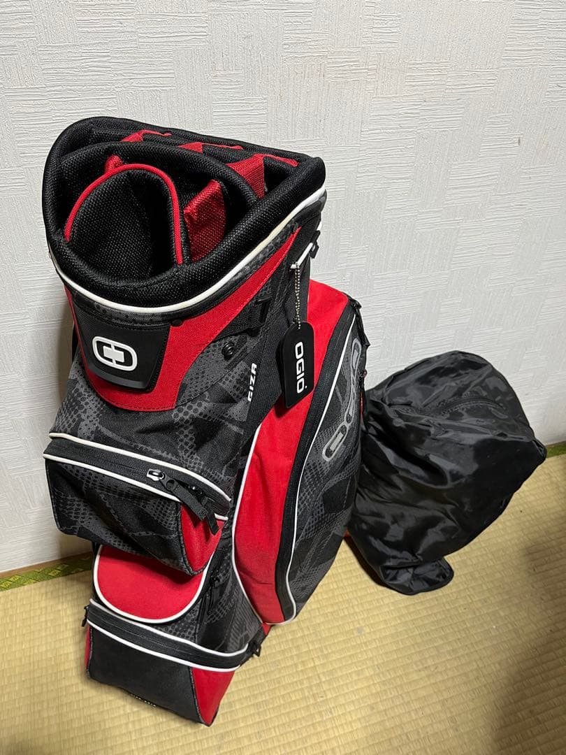超美品！OGIO オジオ GIZA 9.5型 14分割　ゴルフ キャディバック