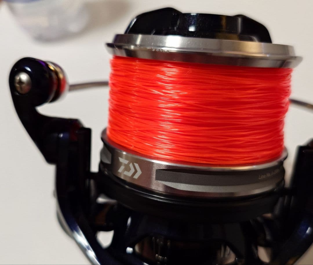 美品！ダイワ プロカーゴSS 4500遠投 サンライン道糸巻