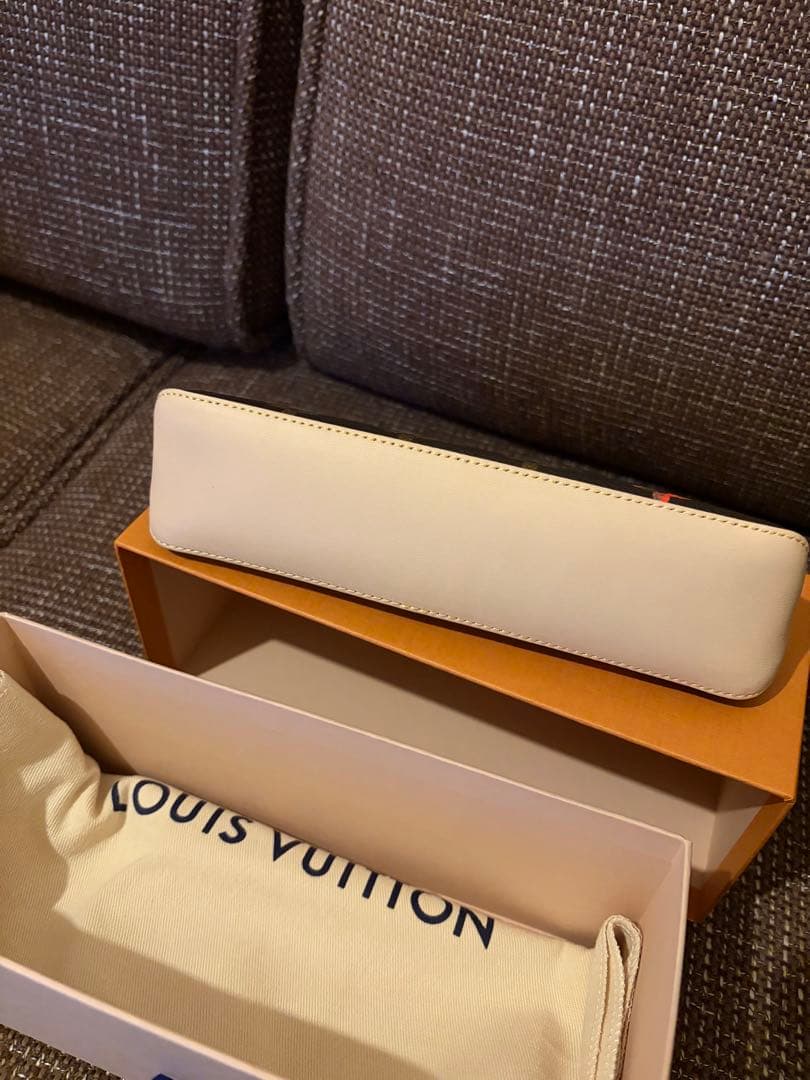 Louis Vuitton 筆箱