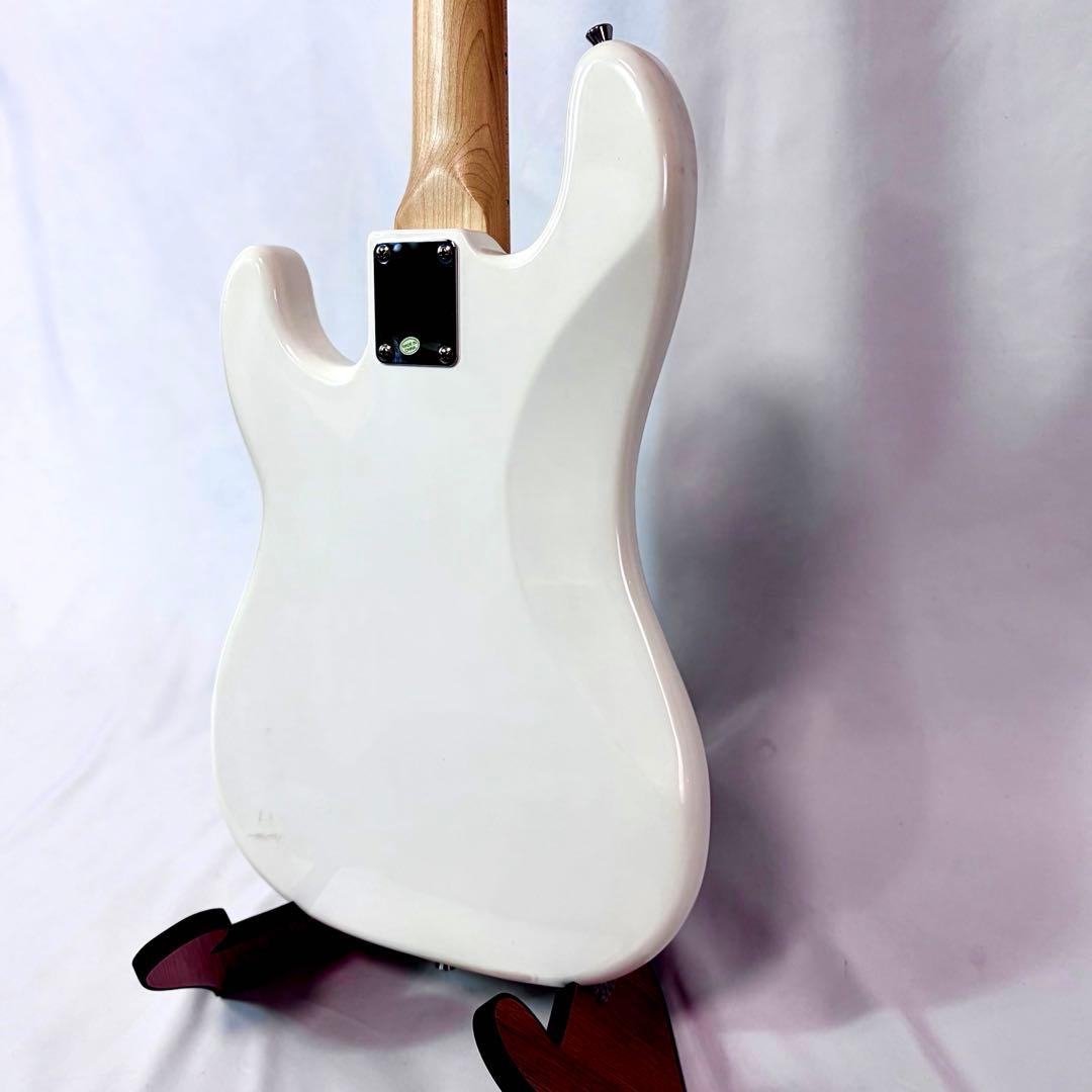 legend LPB-Zプレシジョンベース メイプルネック ホワイト