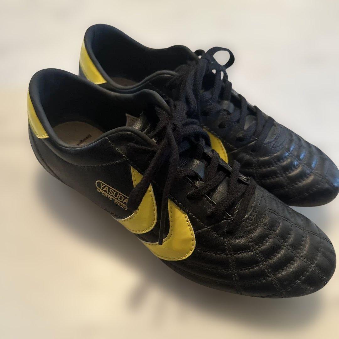 YASUDA サッカーシューズ ブラック/イエロー 24センチ スパイク
