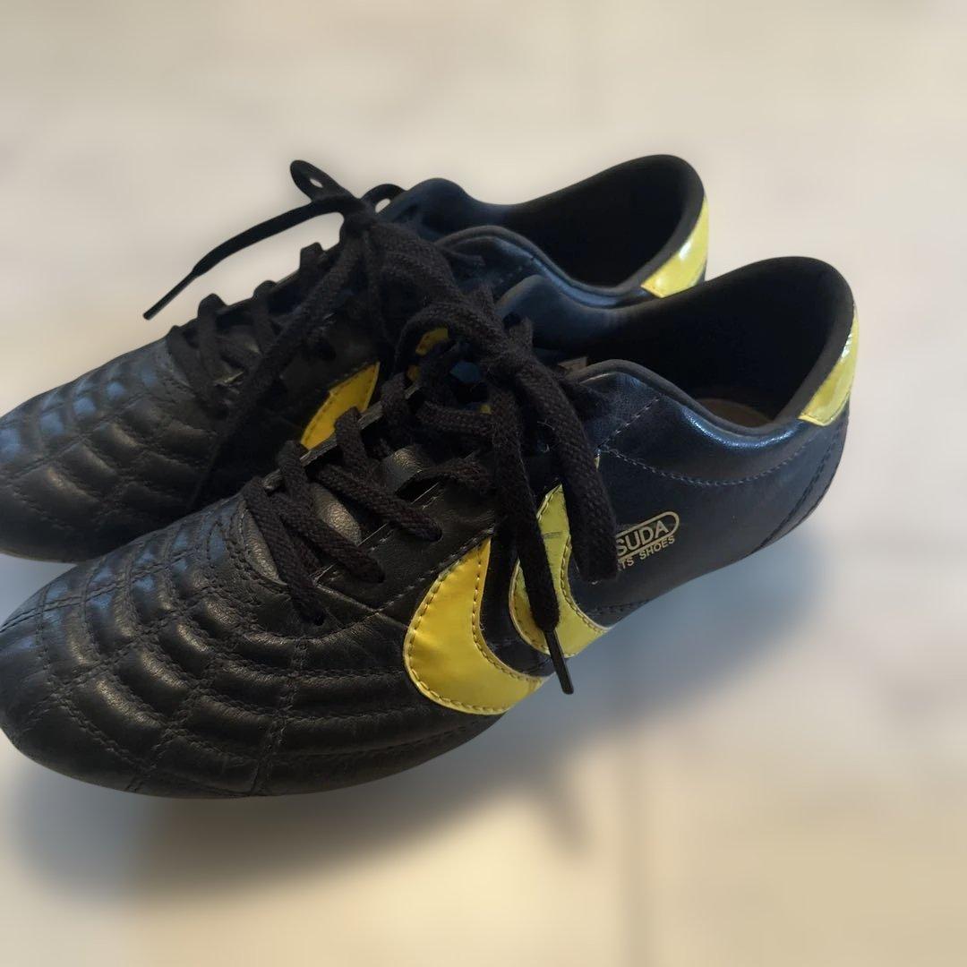 YASUDA サッカーシューズ ブラック/イエロー 24センチ スパイク
