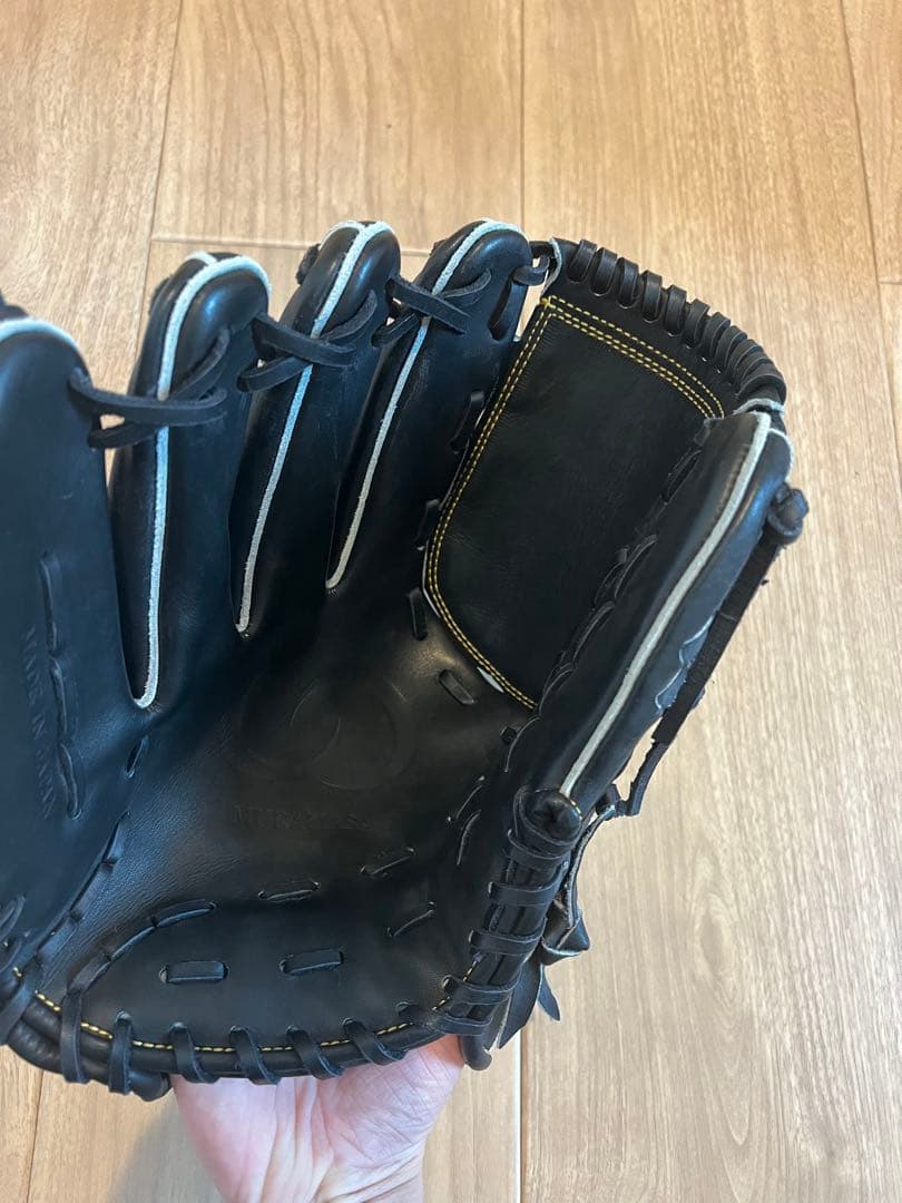 一月いっぱい値下げ硬式グローブ　村正　野球投手