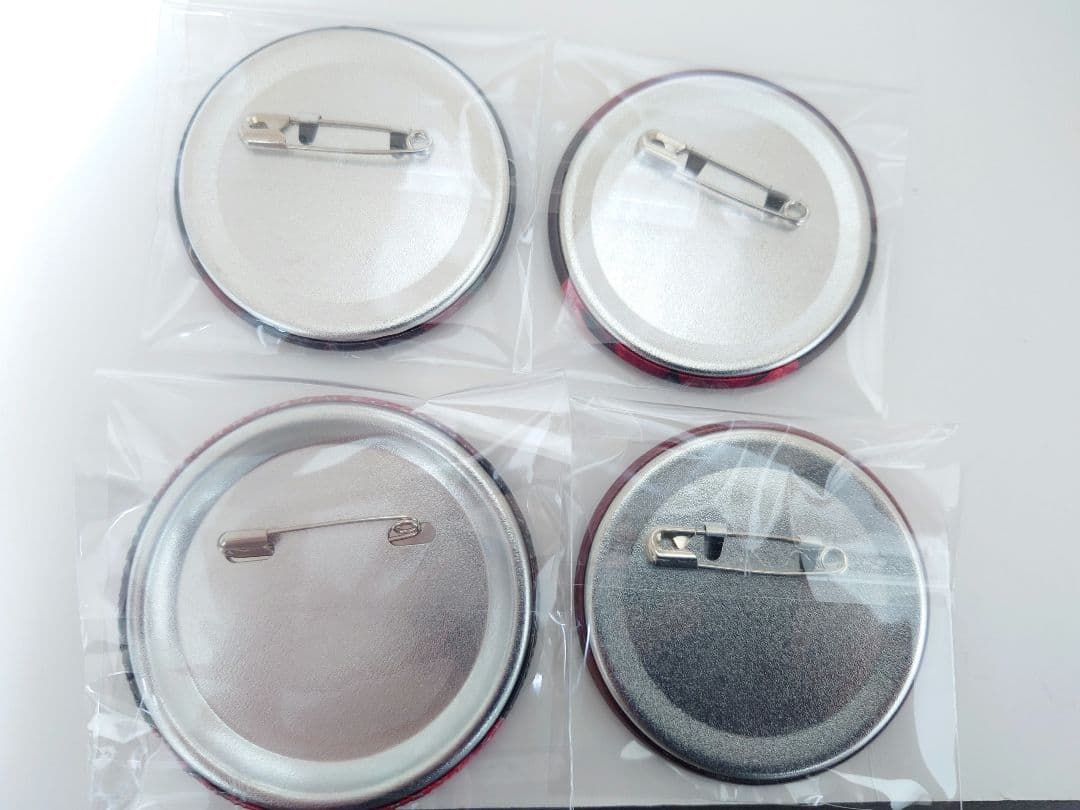 文字化化 赤い傘の男 缶バッジセット