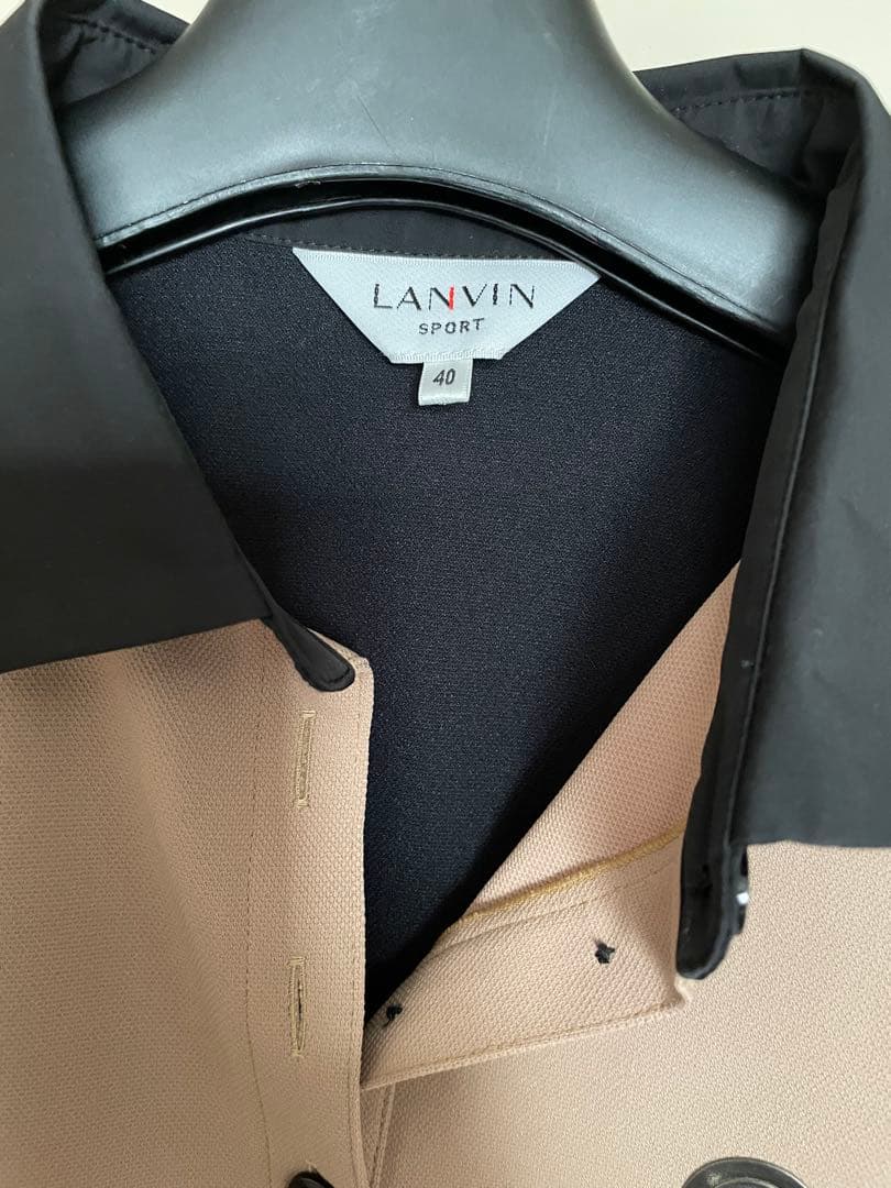 【美品】LANVIN SPORT ベージュと黒のポロシャツ ペプラムシャツ
