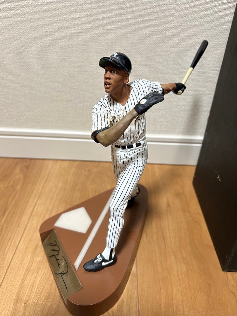 サルビノ社製フィギュア ジョーダン MLB ホワイトソックス