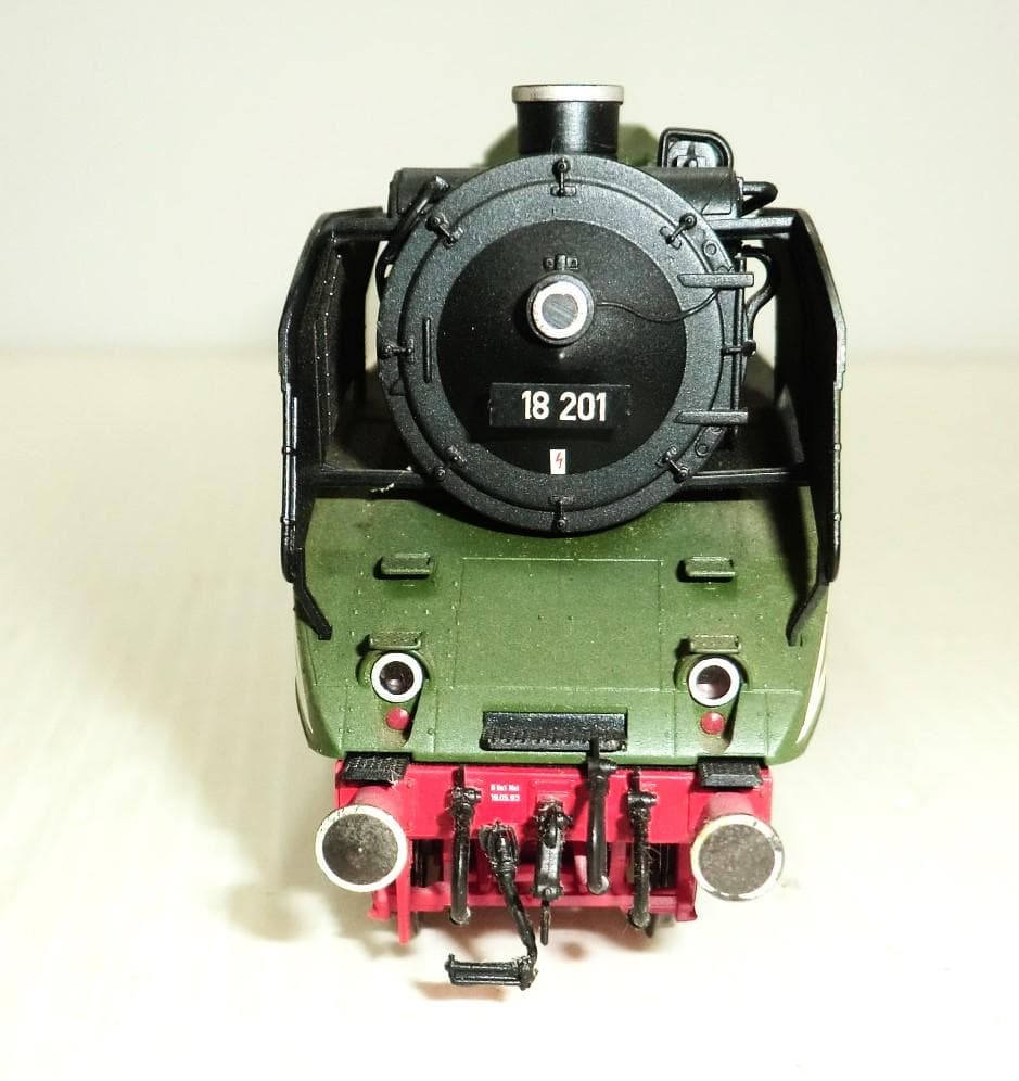 HOゲージROCO 東ドイツ国鉄 DR 高速試験用機関車 BR18 201号機