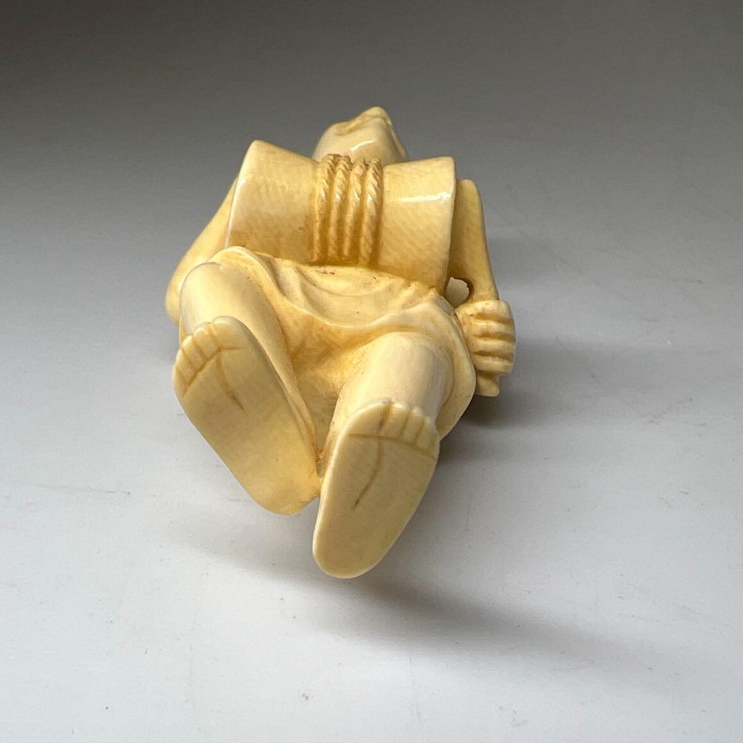 在銘和彫人物根付　18g 東Y8-0206☆2Fトヒコオ