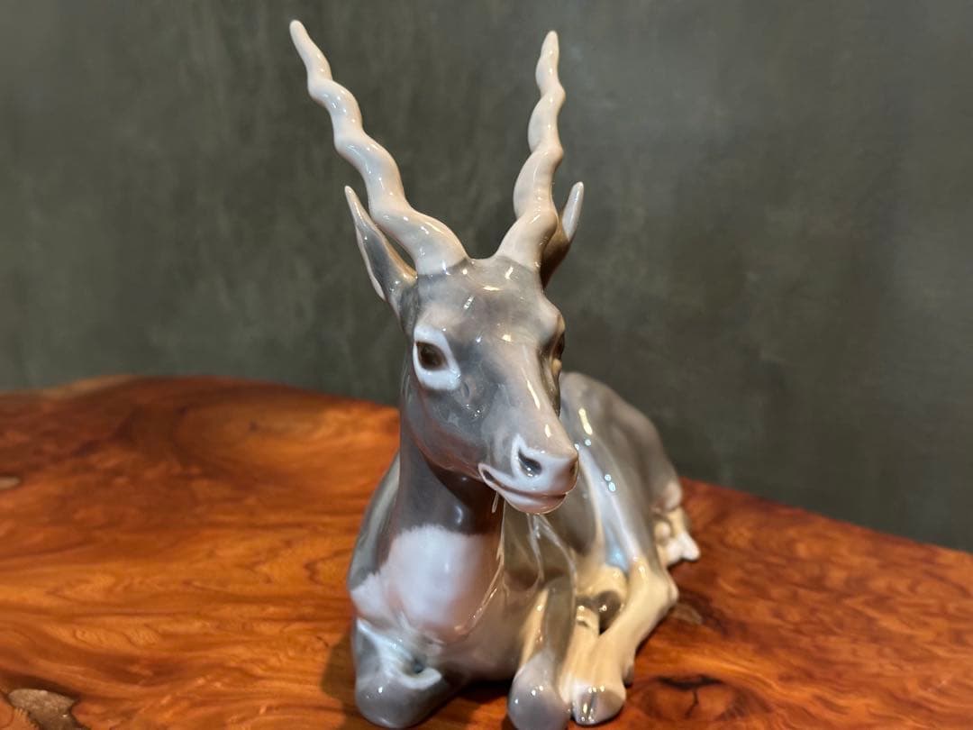 アンテロープ　陶器置物　最終価格