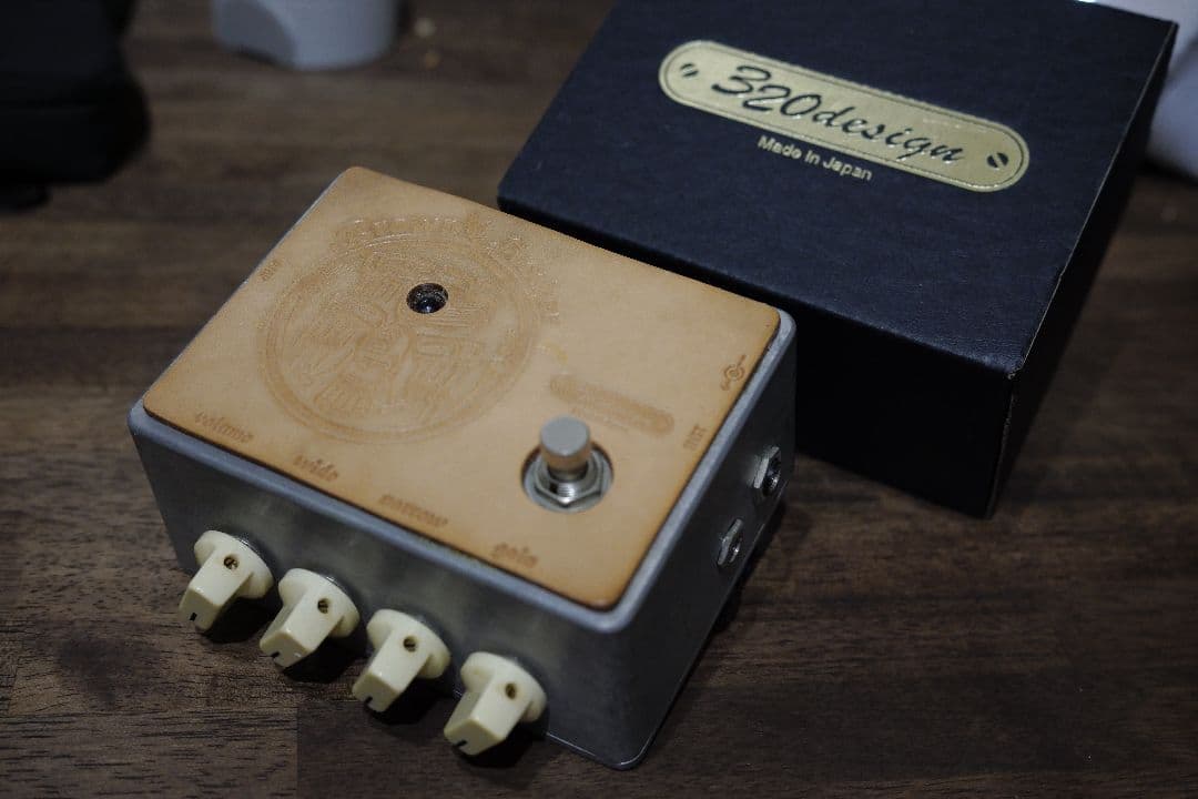 320design Brown Feather 革仕様