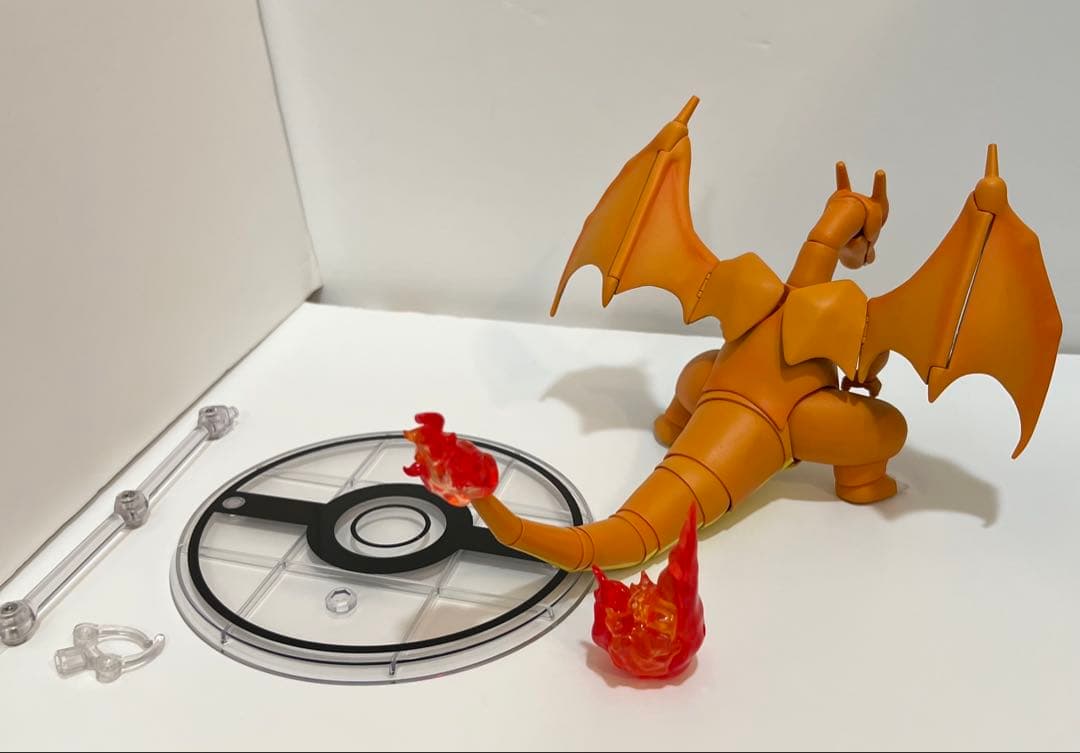 D-Arts リザードン S.H.Figuarts ディーアーツ