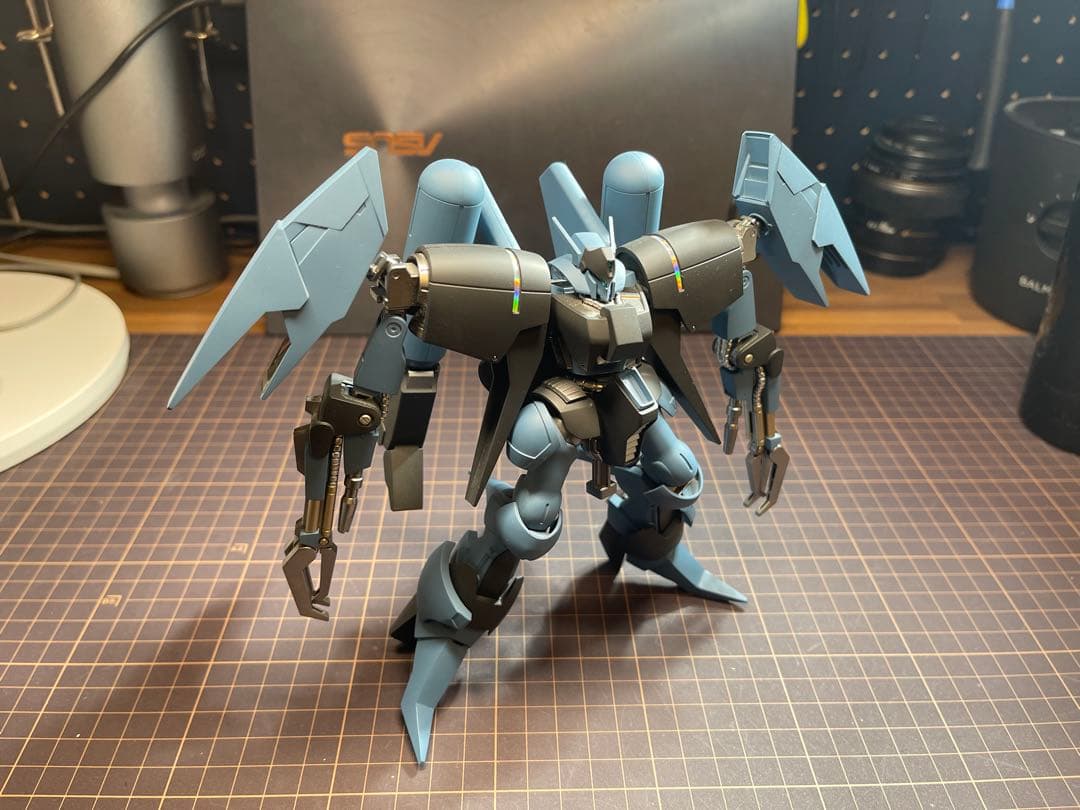ガンプラ完成品　バイアランカスタム
