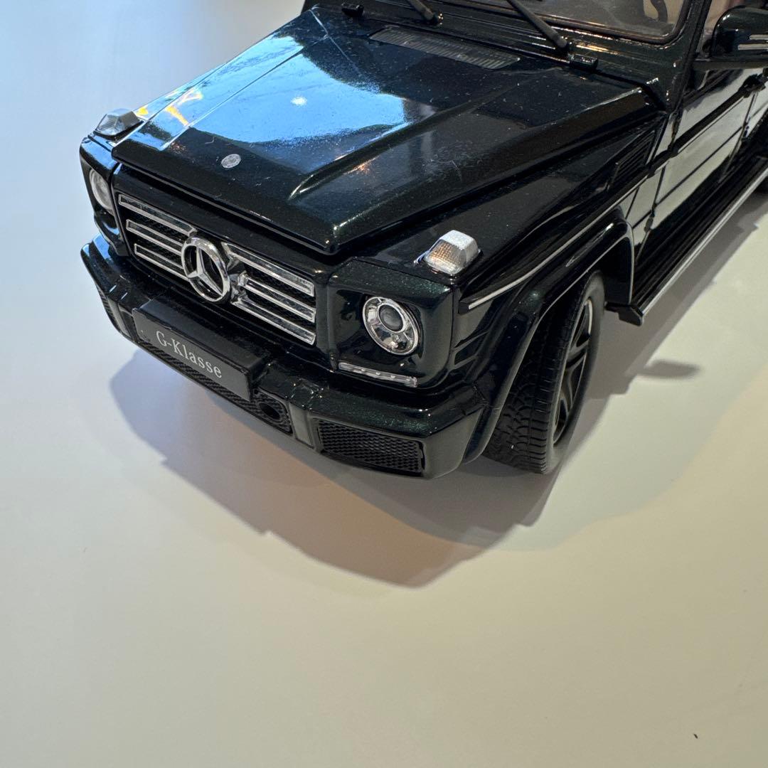 Gクラス　ミニカー 1/18 ベンツ　ゲレンデ　2台セット