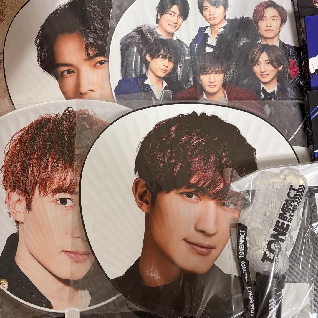 SixTONES うちわ ペンライト オフショ 公式写真 CD グッズ 22点