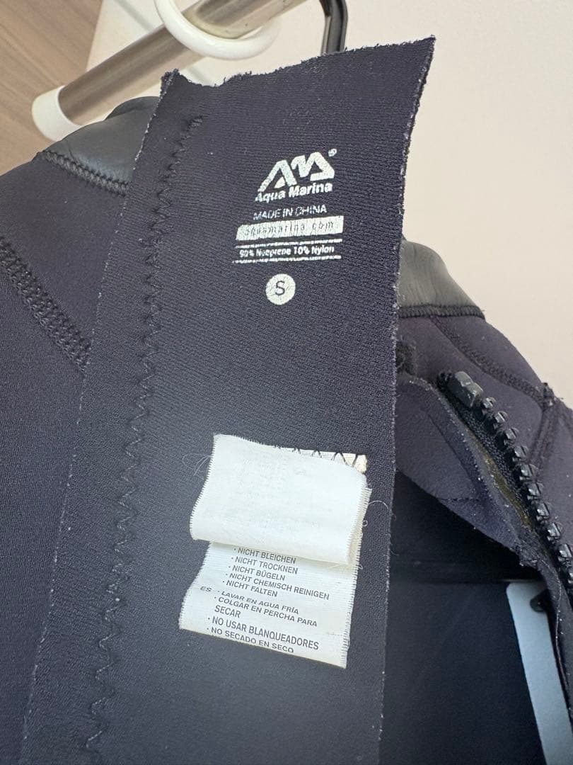 【本日限定お値下げ】【美品】2ミリ★Aqua Marina フルウェットスーツ