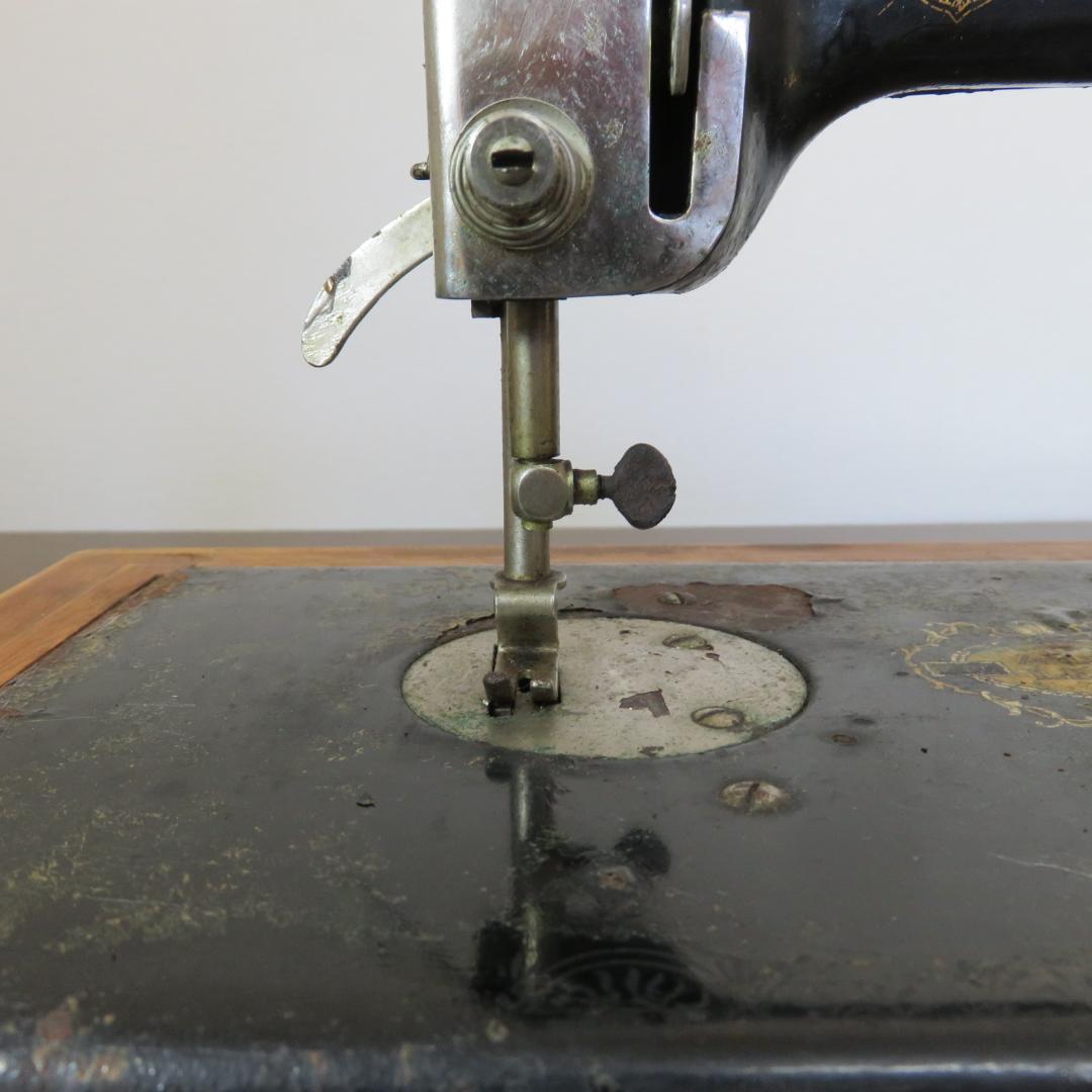 オールリード 初期型 手回しミシン 和製アンティーク 昭和レトロ　オブジェ