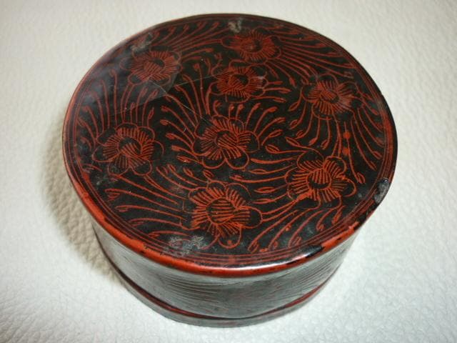 美品1800年前期 チャクリー王朝◆タイ タイルー族 漆器線彫り草花紋様 茶箱