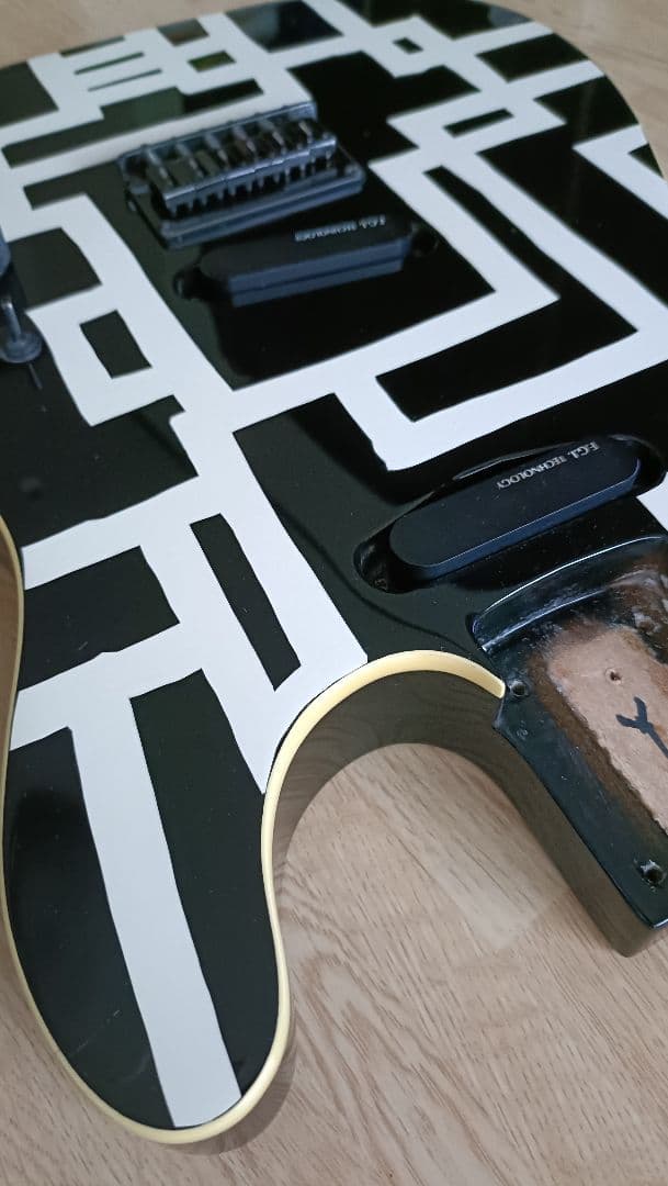 フェルナンデス TEJ-75 布袋仕様 ボディーのみ