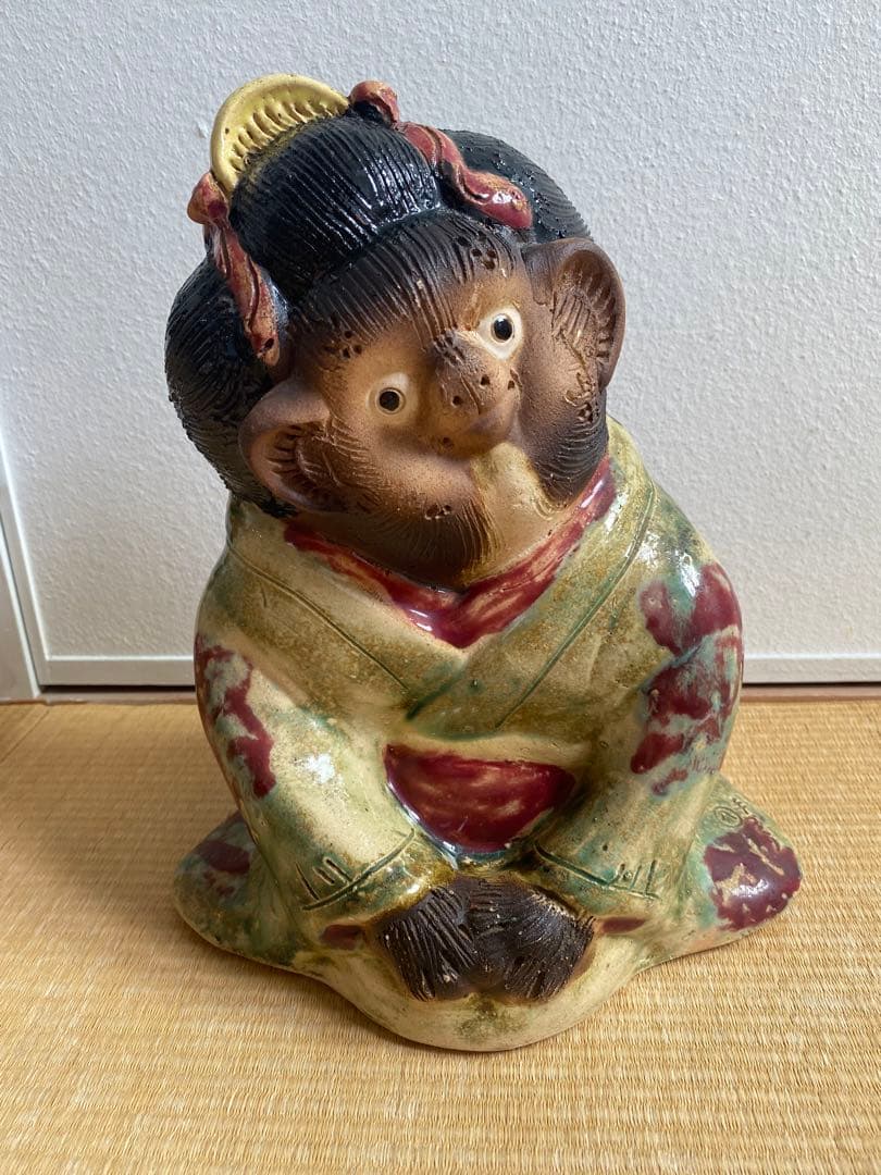 信楽焼 狸 たぬき タヌキ 女将 縁起物 インテリア 置物 陶器人形 お福さん