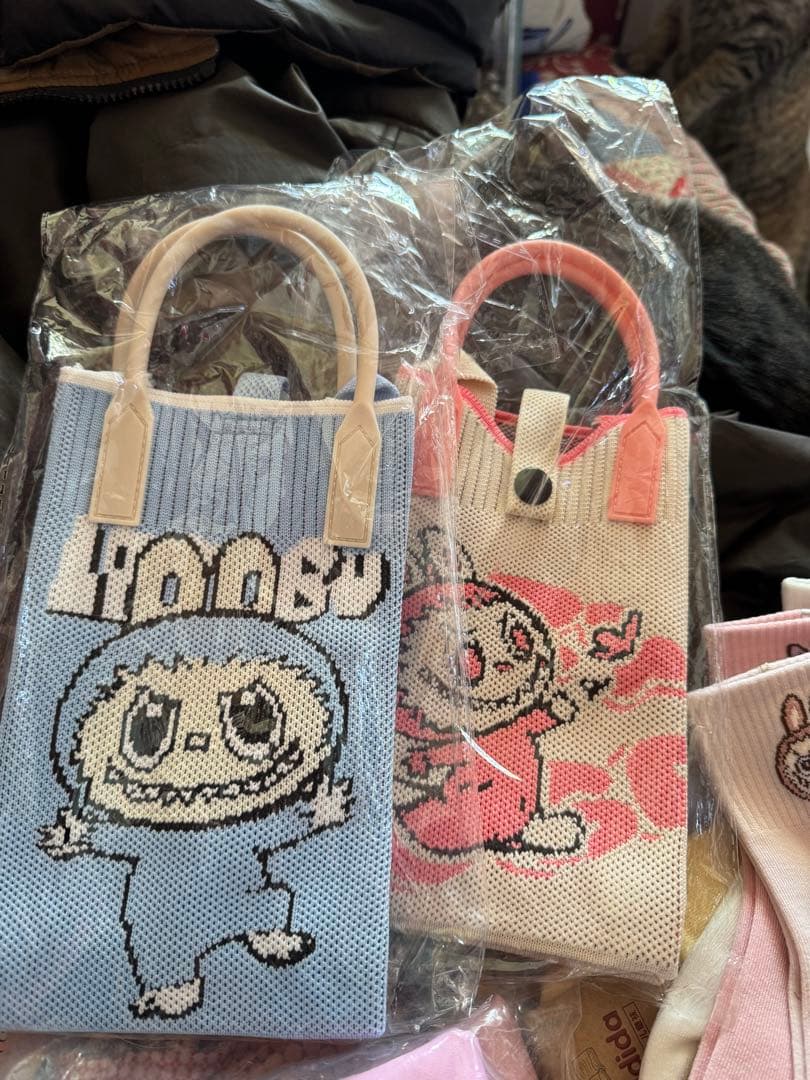 LABUBU ぬいぐるみキーホルダー等 雑貨 まとめ売り