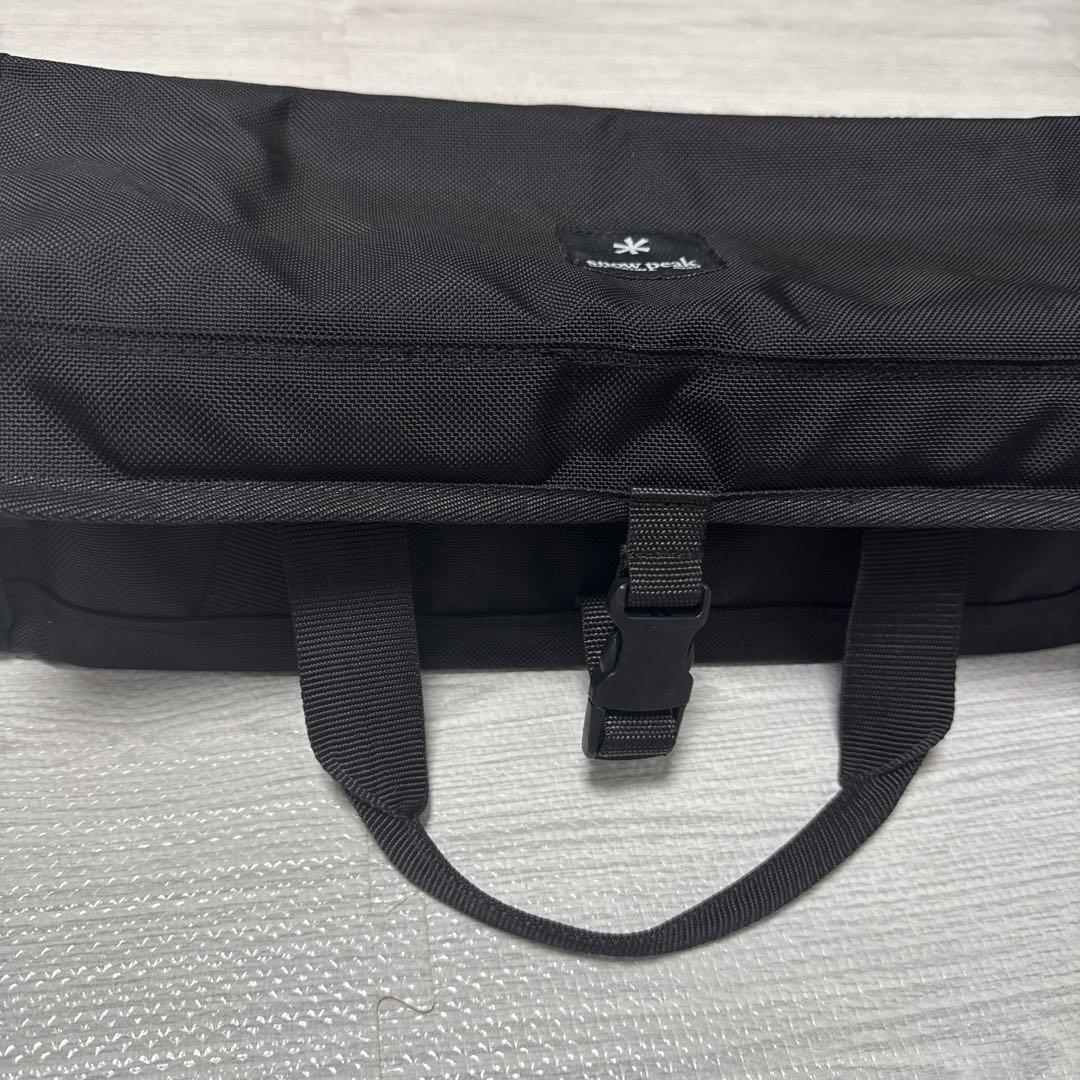  peak マルチコンテナ　ブラック　M