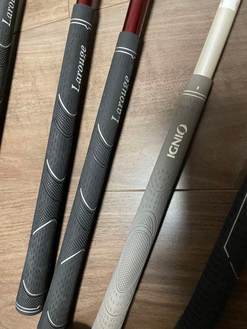 Larouge ゴルフバッグ・アイアンセット付き