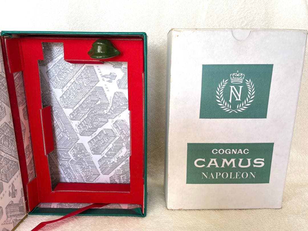 【未開栓】　カミュ　ナポレオン　コニャック　ブック　グリーン　古酒　希少　レア