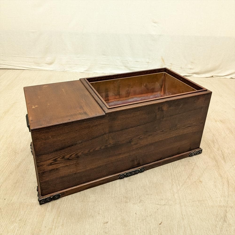 江戸火鉢　関東火鉢　長火鉢　囲炉裏　角火鉢　五徳　火箸　引出し　手あぶり　茶道具