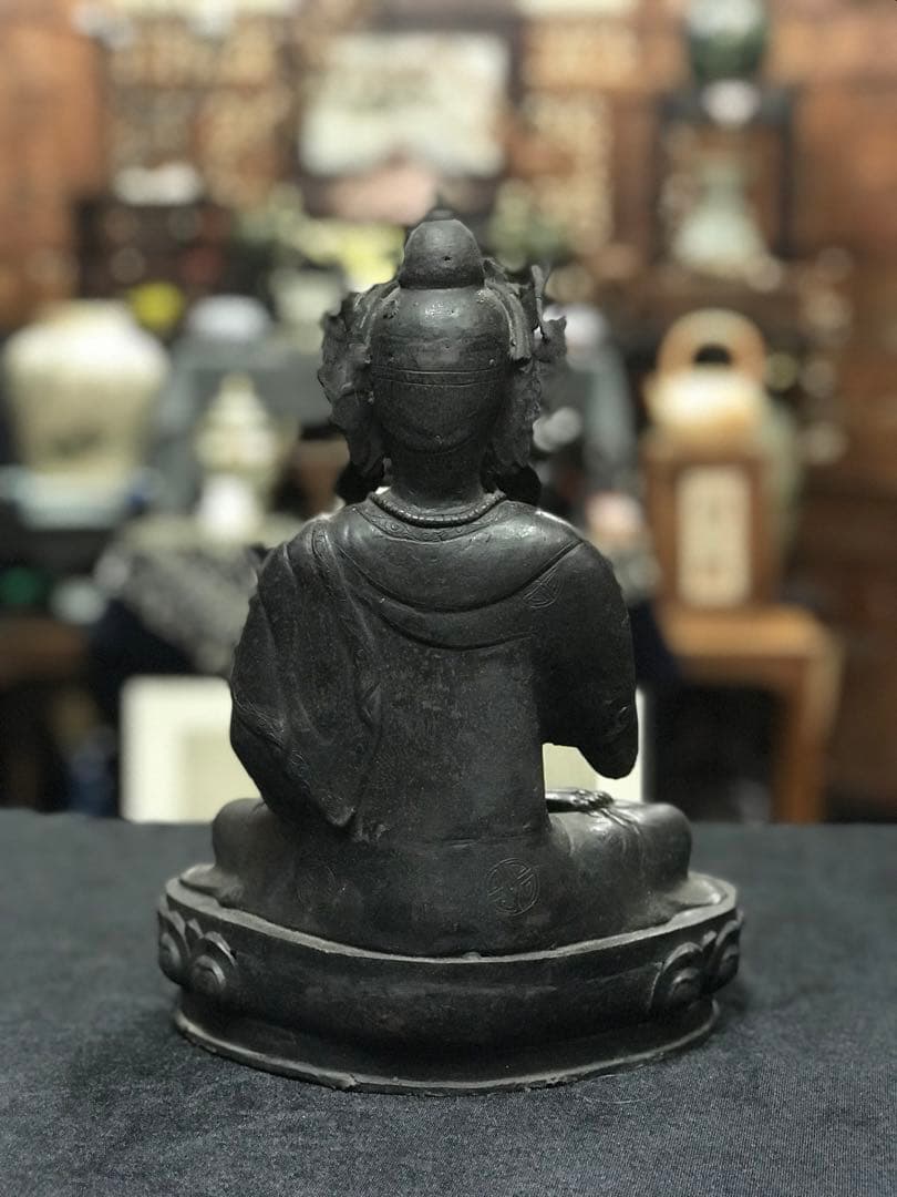 蔵出　チベット　ネパール？密教　仏教　アンティーク仏像　観音？薬師菩薩？真鍮製