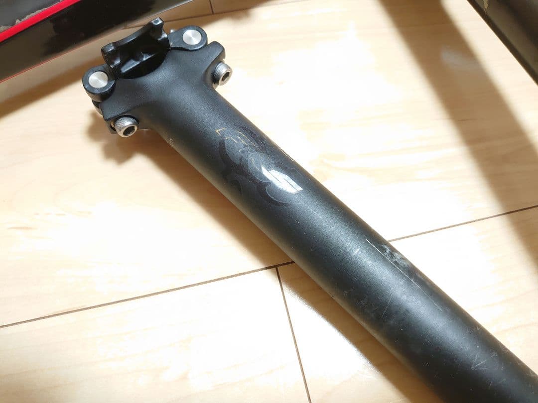 ゆうになります。semas CR-1 カーボンロードバイクフレーム