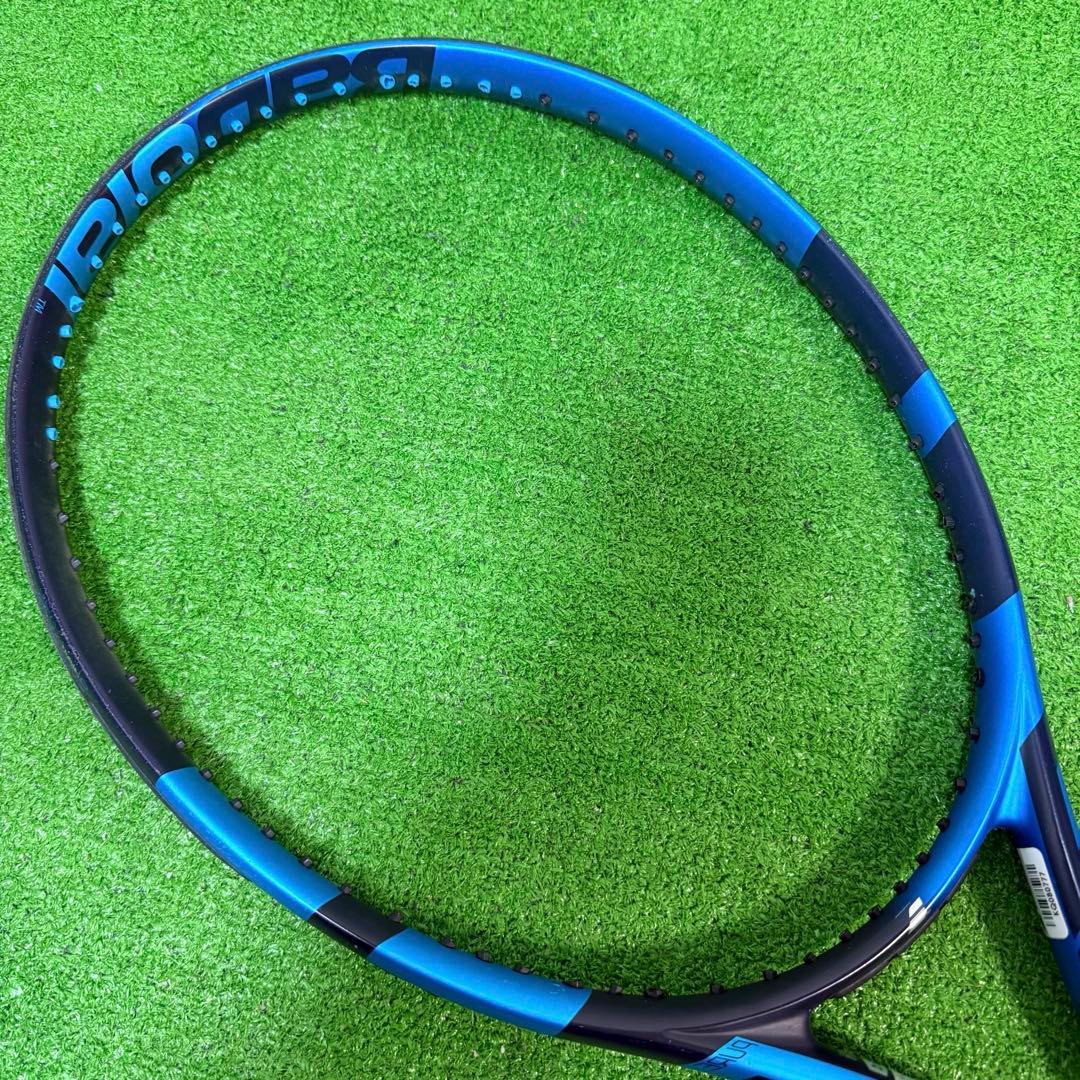 バボラ PURE DRIVE ピュアドライブ G2 硬式テニスラケット　ガット無