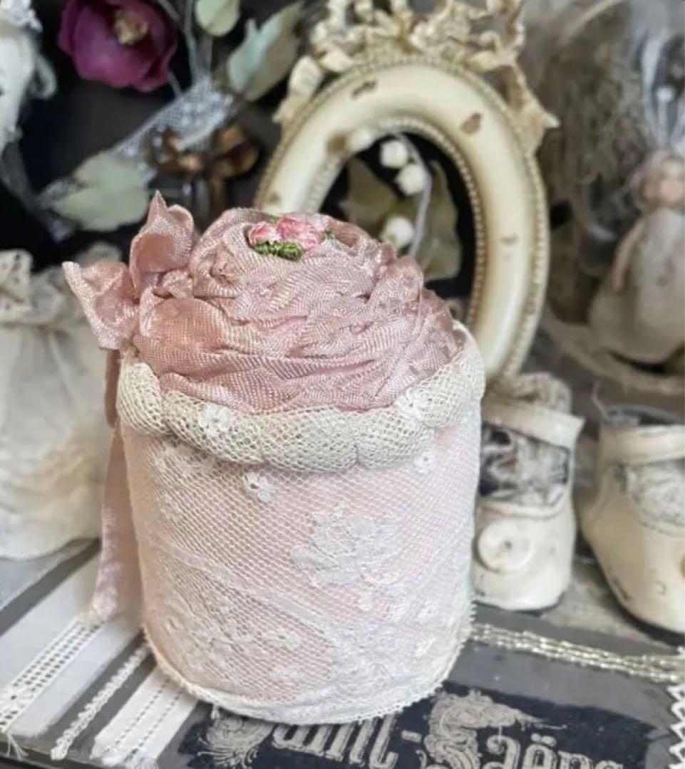 アンティーク 素材使用  ピンクッション（針山）