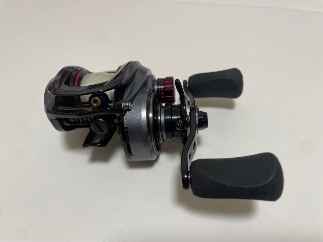 アブガルシア　REVO LV7 ベイトリール